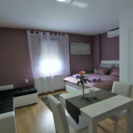 Apartment Mavero-Free Private Parking ซาเกร็บ ภายนอก รูปภาพ