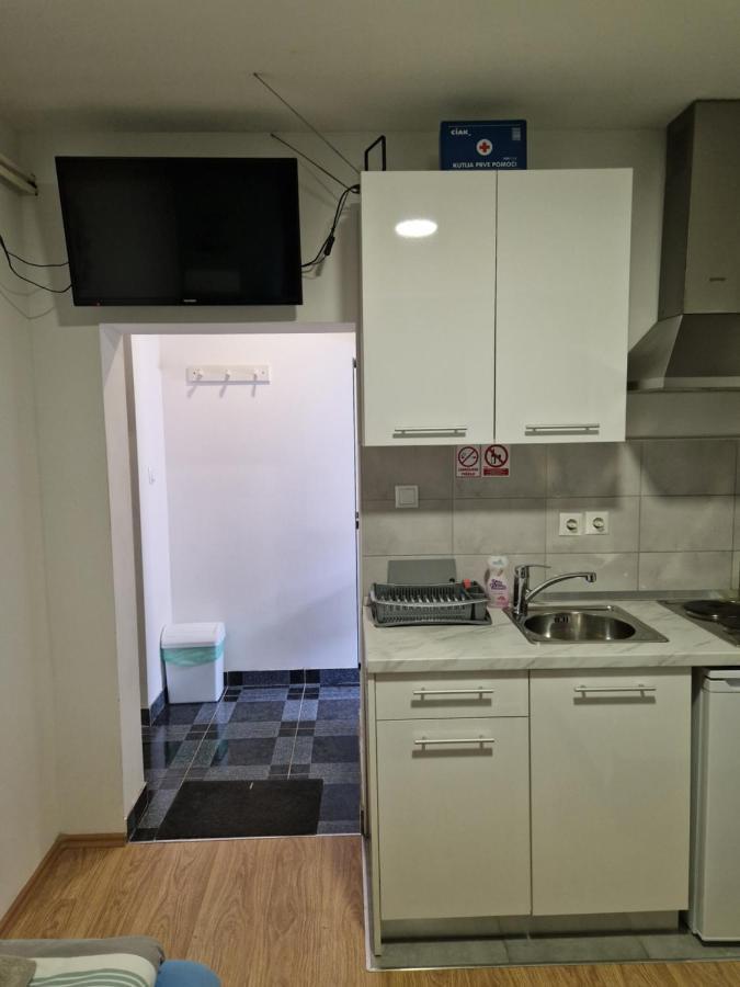 Apartment Mavero-Free Private Parking ซาเกร็บ ภายนอก รูปภาพ