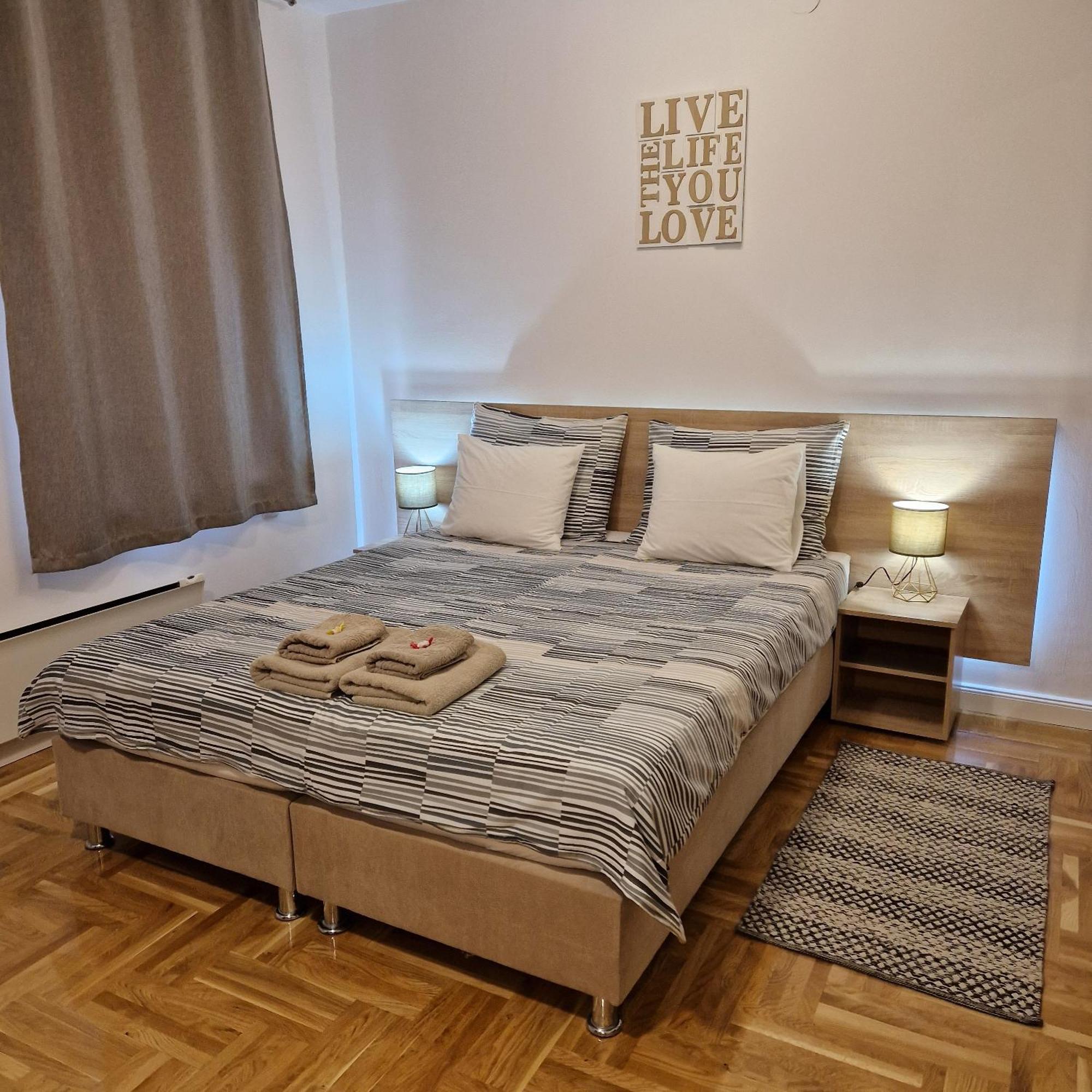 Apartment Mavero-Free Private Parking ซาเกร็บ ภายนอก รูปภาพ