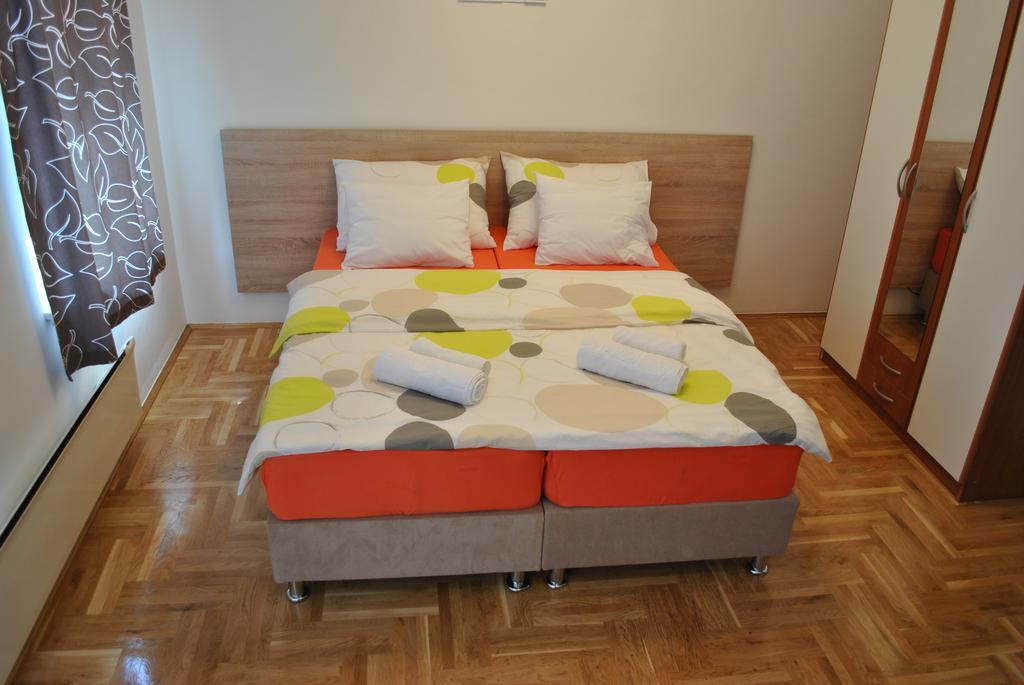 Apartment Mavero-Free Private Parking ซาเกร็บ ภายนอก รูปภาพ